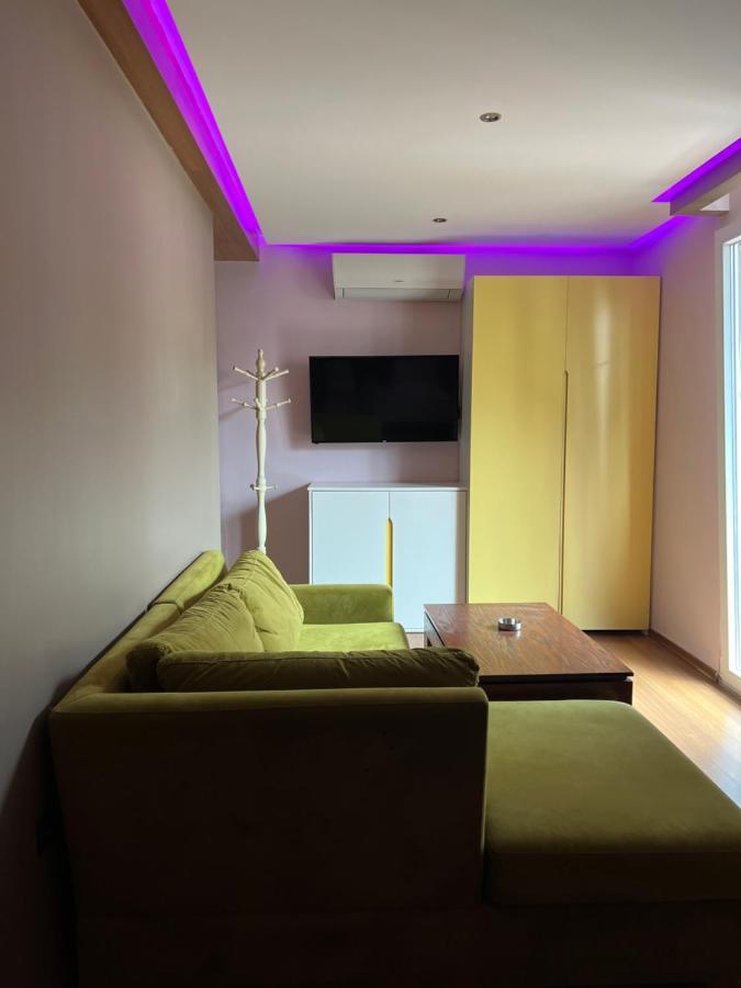 Vivi La Vita Hotel Tirana Exterior photo