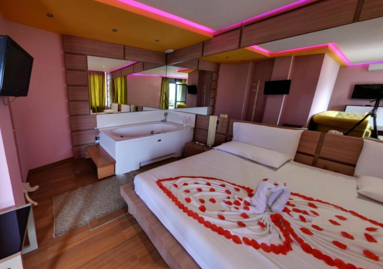 Vivi La Vita Hotel Tirana Exterior photo